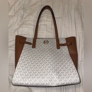 Micheal kors tote bag